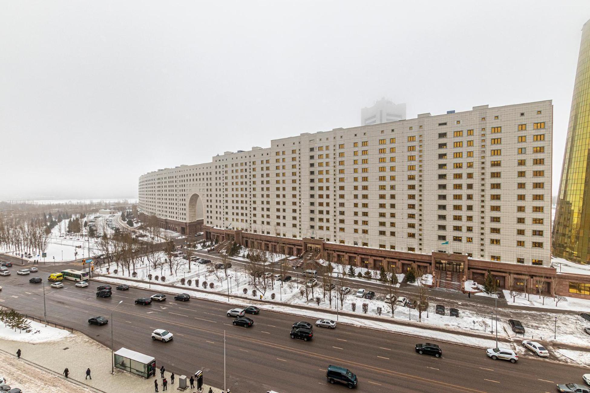 Апартаменты 2Day Apart У Байтерека Astana Buitenkant foto