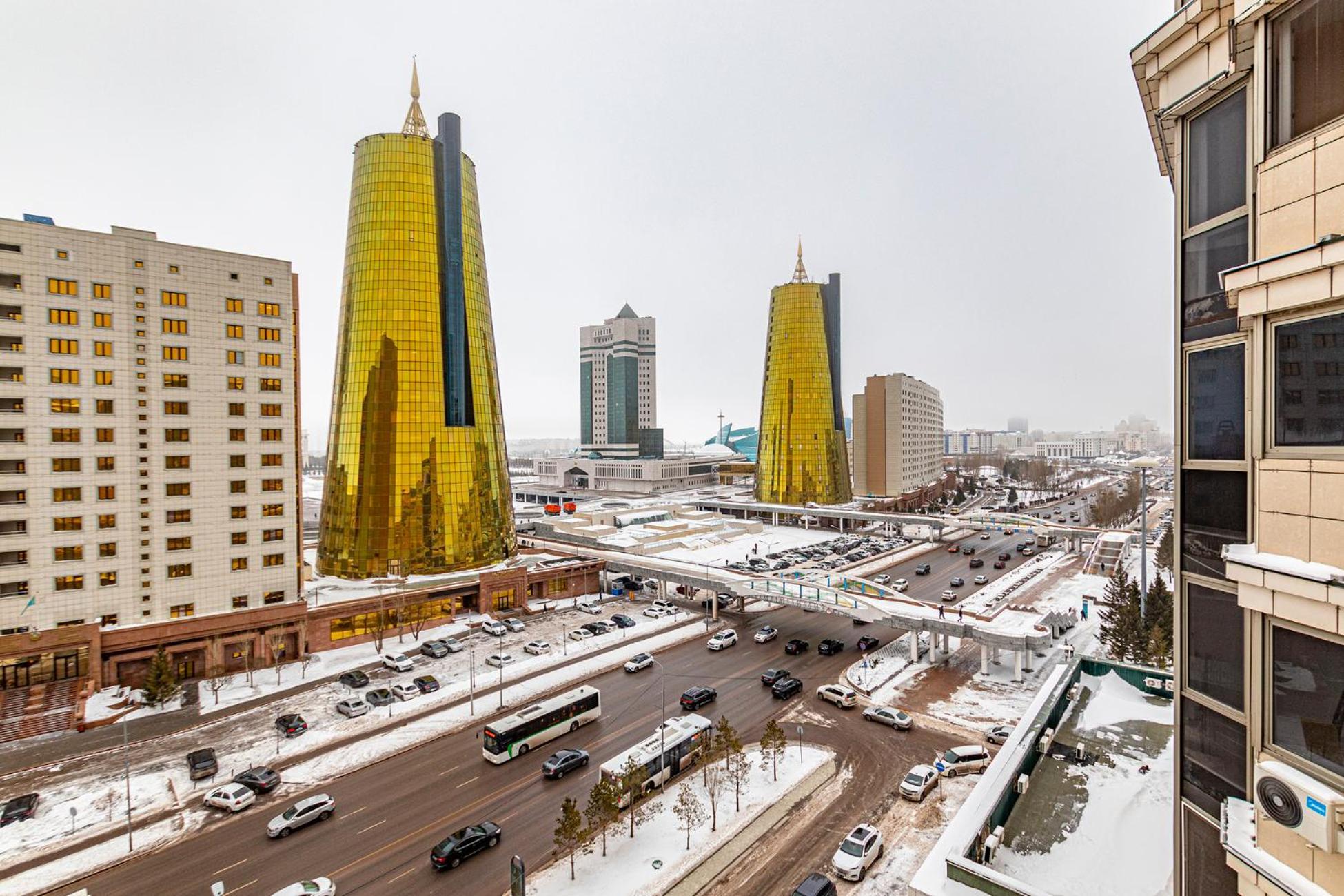 Апартаменты 2Day Apart У Байтерека Astana Buitenkant foto